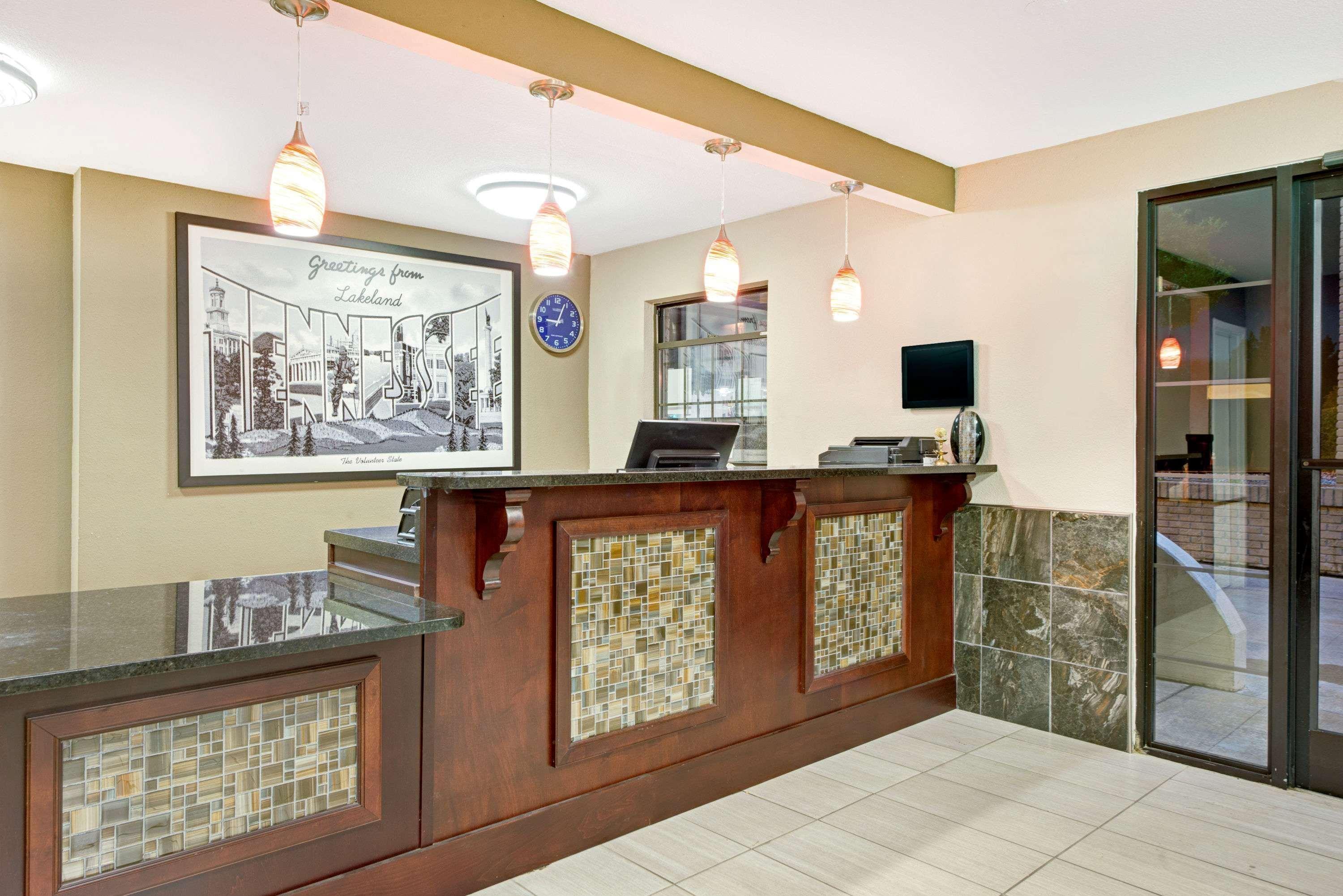 Super 8 By Wyndham Lakeland Buitenkant foto